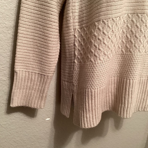 St. John's Bay Cream V-Neck Sweater with Textured Knit XXL - Picture 3 of 7